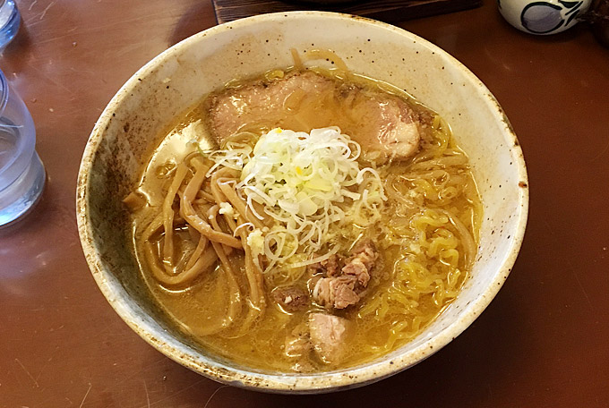 らーめん みかん に行ってきました!すみれ系の美味い味噌ラーメン!