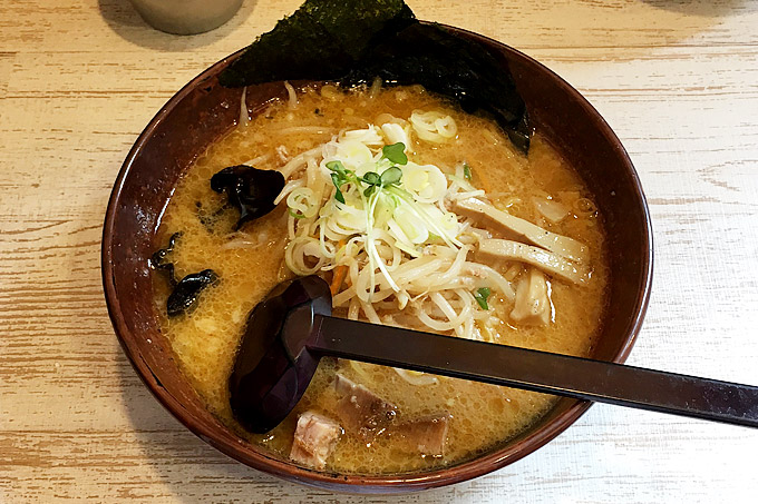【ラーメン】麺処 白樺山荘 行ってきました!マイルドな白味噌が人気の札幌の有名ラーメン店