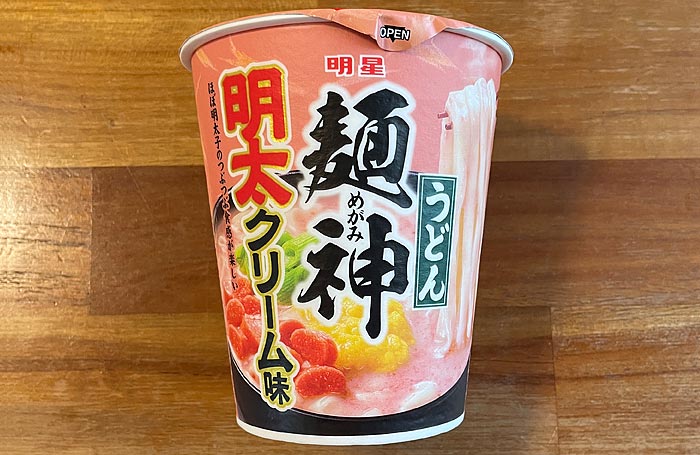 麺神カップ 明太クリーム味うどん パッケージ