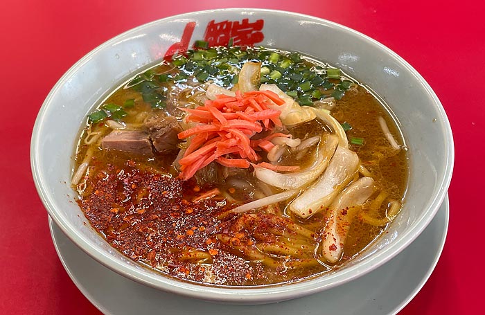 山岡家「旨辛とんこつラーメン」