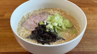 マルちゃんZUBAAAN! 博多豚骨ラーメン