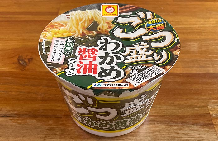 ごつ盛り わかめ醤油ラーメン