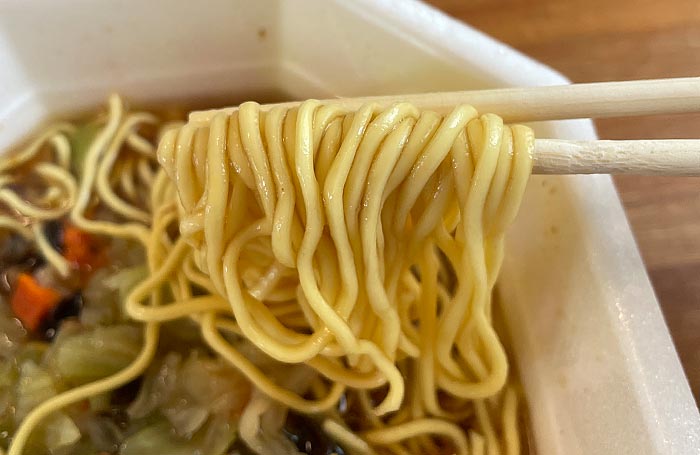 日清ラ王 兆楽監修広東麺