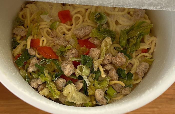 ご当地×御出汁 はかた地どり粉末仕立て 水炊き風ラーメン