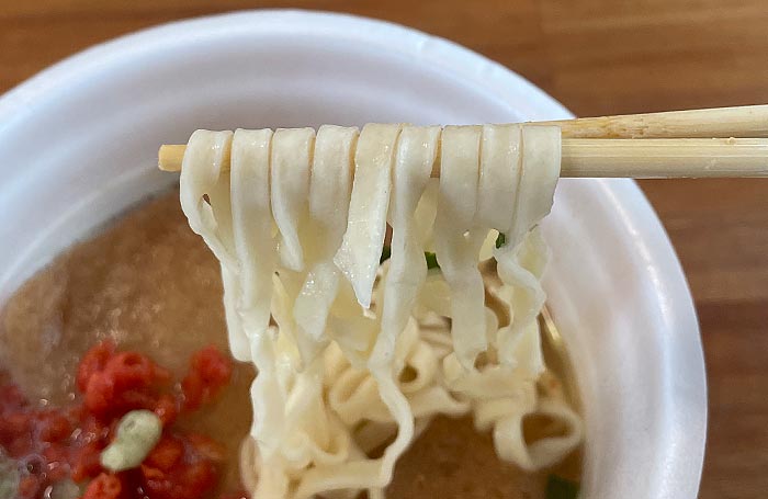 黄金色のたぬきつうどん