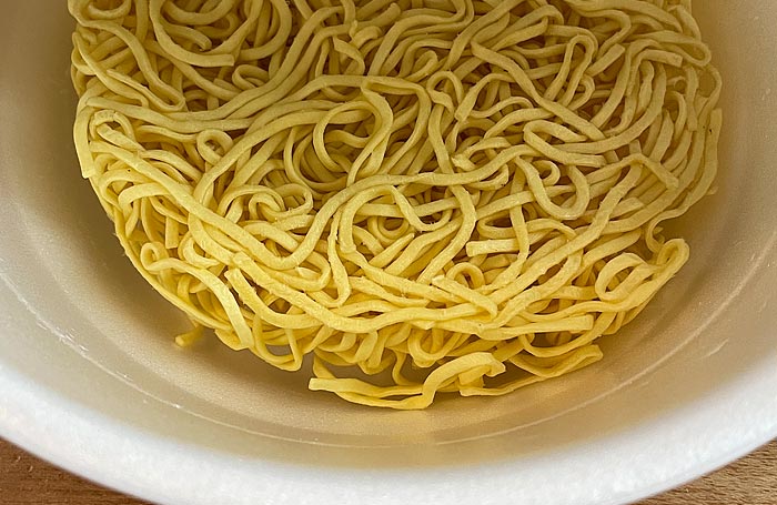 マルちゃん正麺 カップ もやし辛味噌