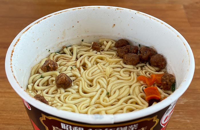 サッポロ一番 ご当地熱愛麺 シャンゴ監修 シャンゴ風 濃厚ミートソース味ラーメン