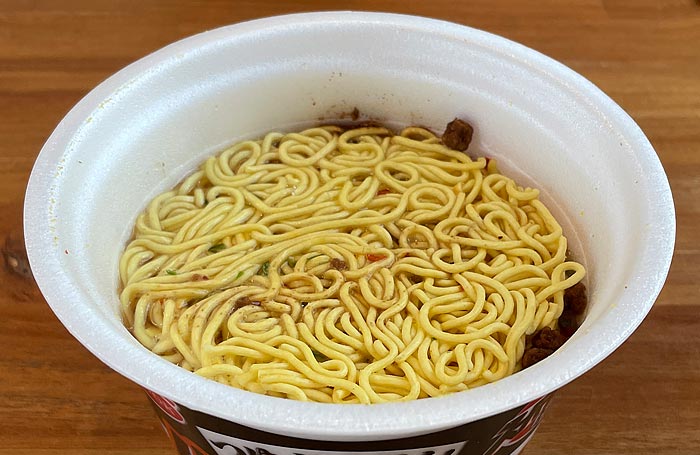 スーパーカップ1.5倍 牛たま風あまから醤油ラーメン