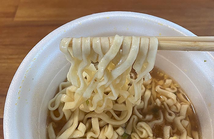 スーパーカップ1.5倍 鶏たま風甘コクだしうどん