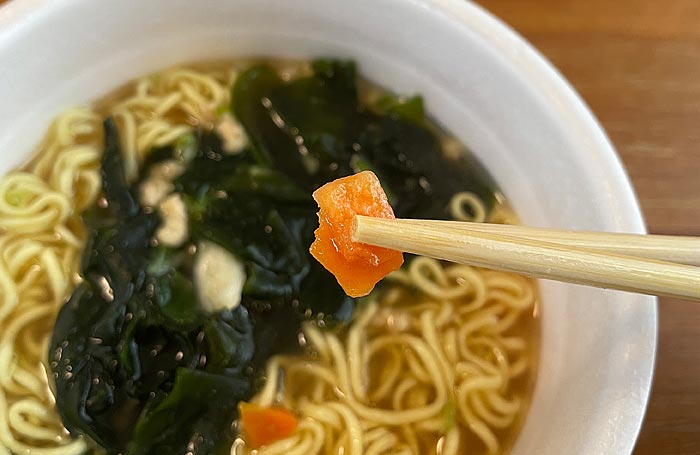 わかめラーメン×プチッと鍋 寄せ鍋味