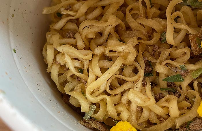 純麦 和牛と魚介の旨み広がる醤油らぁ麺