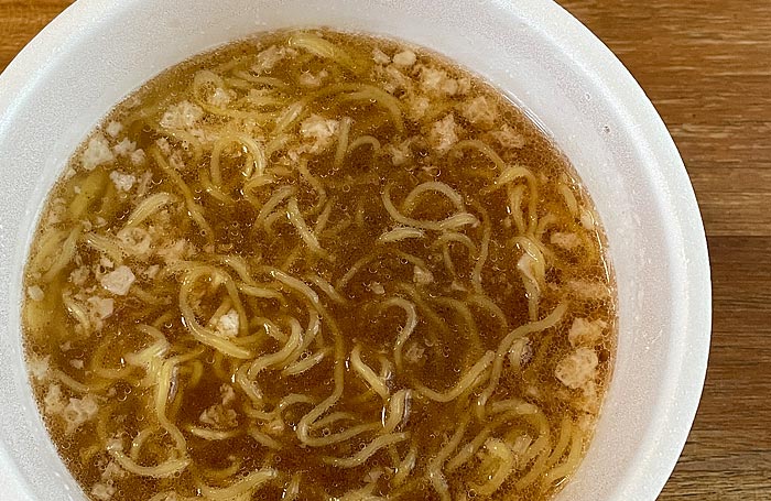 ローソン スープ激うま！京都背脂醤油ラーメン