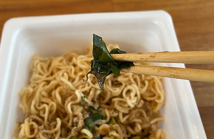 ペヤング あごだし醤油やきそば