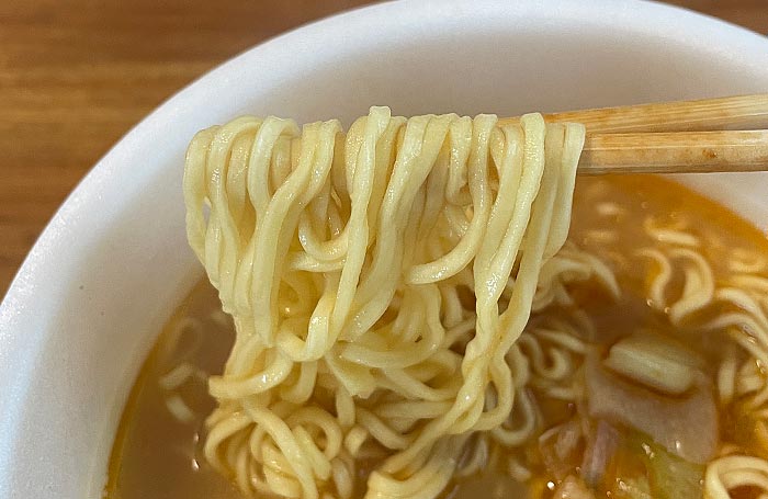 セイコーマート 濃厚ねぎ味噌ラーメン