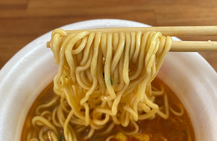 スーパーカップ1.5倍 バタチー 味噌チゲラーメン