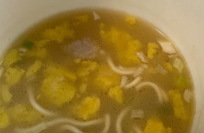 こだわる大人の王様スープ 焼牡蠣だしの塩白湯麺