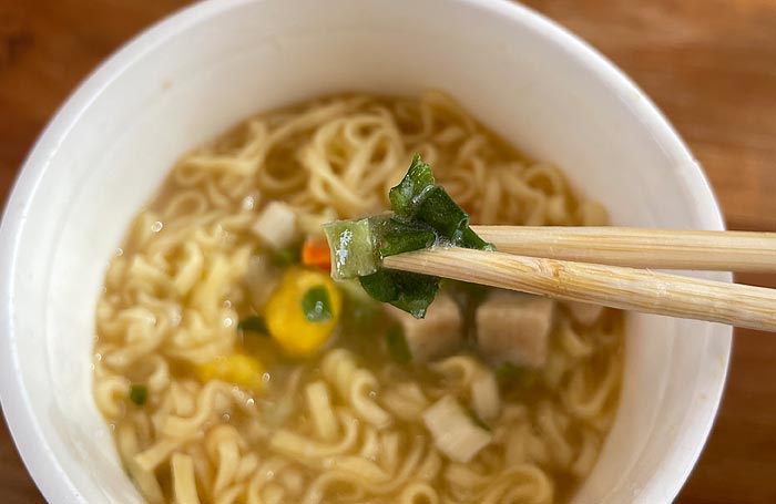 カップヌードル 3種のチーズ鶏白湯