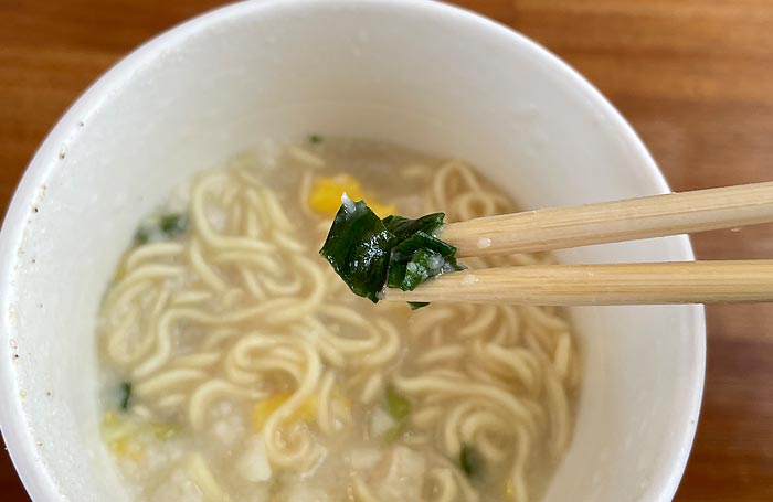 北海道十勝チーズ仕立て じゃがチーズ塩味ラーメン