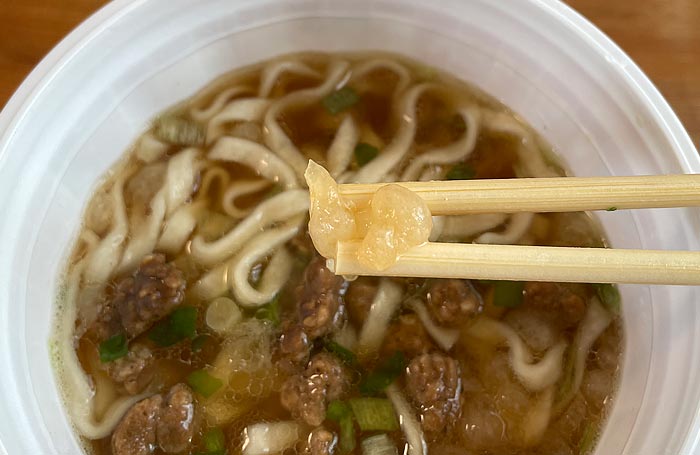 渾身の逸品 特製肉だしうどん 大盛り