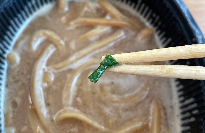 にんにく醤油豚骨ラーメン