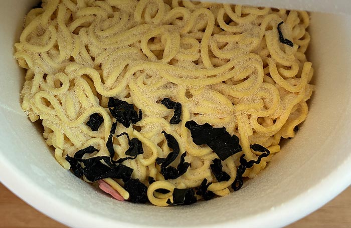 サッポロ一番 リケン ふえるわかめちゃん ほたてだし塩ラーメン