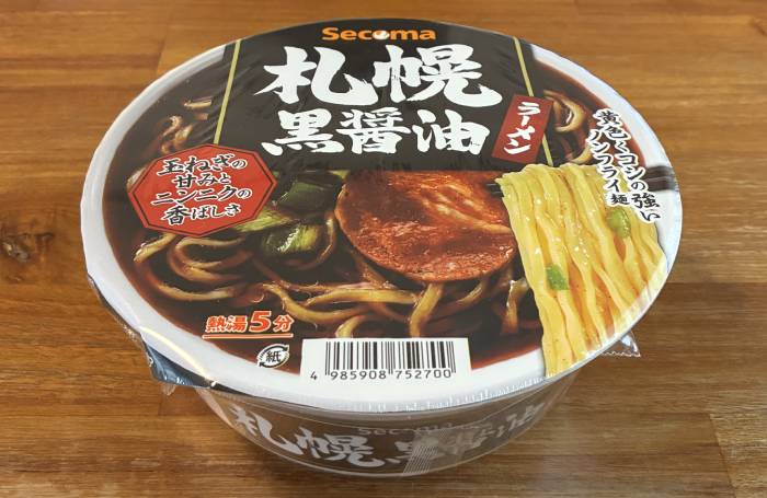 セコマ 札幌黒醤油ラーメン