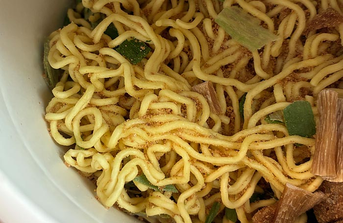 支那そばや監修 芳醇鶏油醤油らぁ麺