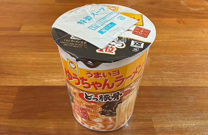 うまいヨゆうちゃんラーメン どっ豚骨