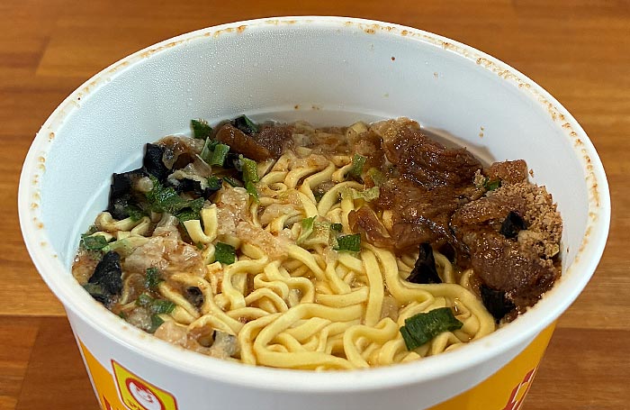 うまいヨゆうちゃんラーメン どっ豚骨