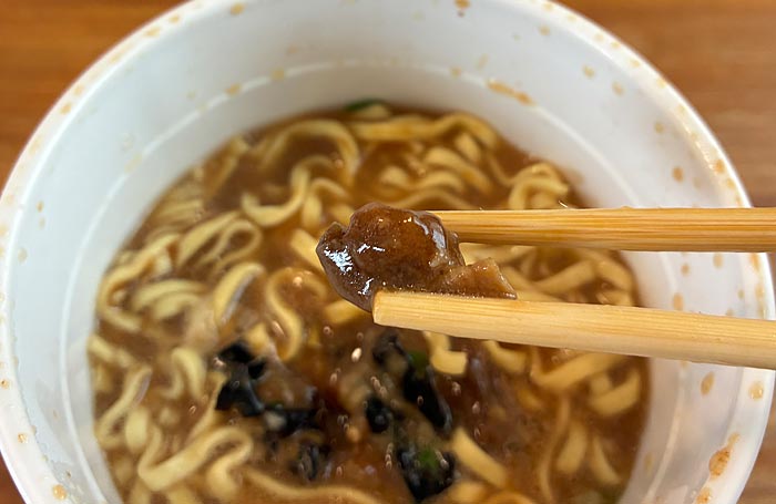 うまいヨゆうちゃんラーメン どっ豚骨
