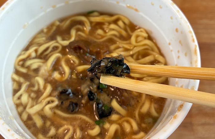 うまいヨゆうちゃんラーメン どっ豚骨