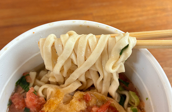 マルちゃん 赤いたぬき天うどん