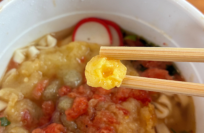 マルちゃん 赤いたぬき天うどん