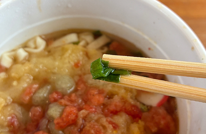 マルちゃん 赤いたぬき天うどん