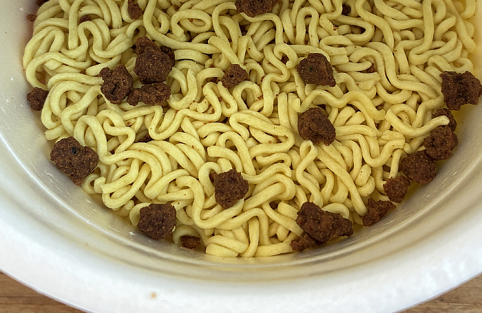 でかまる 濃厚もやしタンメン コショー多め