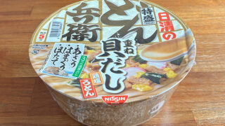 日清のどん兵衛 特盛 重ね貝だし鶏塩うどん