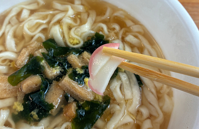 日清のどん兵衛 特盛 重ね貝だし鶏塩うどん
