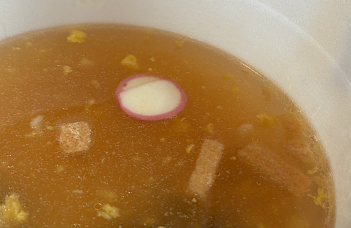 日清のどん兵衛 特盛 重ね貝だし鶏塩うどん