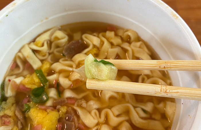 かつおとソーキ味沖縄風そば