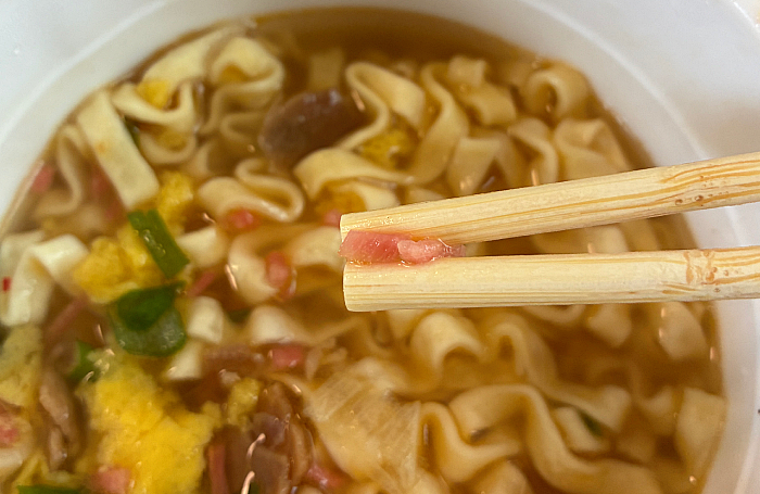 かつおとソーキ味沖縄風そば