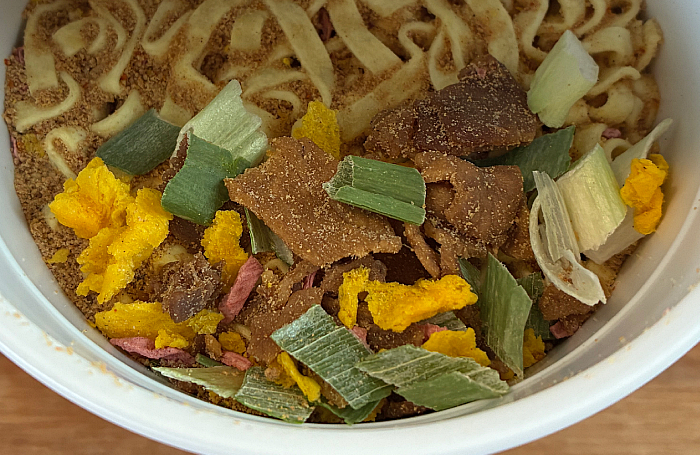 かつおとソーキ味沖縄風そば