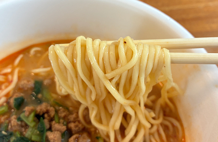 マルちゃん正麺 カップ 濃厚担々麺