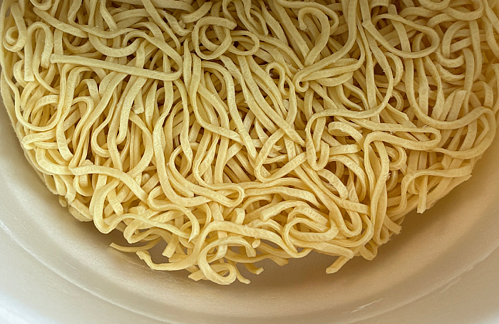 マルちゃん正麺 カップ 濃厚担々麺