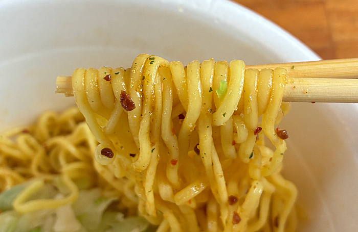 マルちゃん正麺 カップ ペペロンチーノ味焼そば