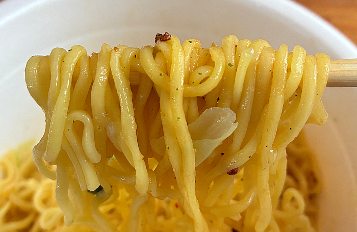 マルちゃん正麺 カップ ペペロンチーノ味焼そば