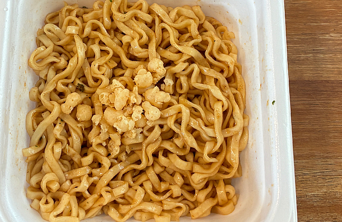 マルちゃん 汁なし煮干しうどん