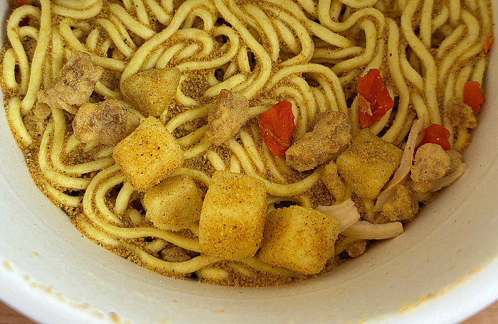 魚藍亭監修 よこすか海軍カレーラーメン チキン味