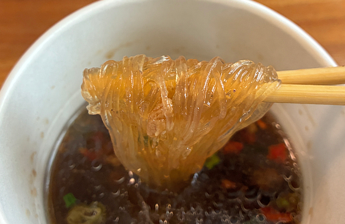 福福彩菜 香港風牛肉の黒胡椒炒め味春雨
