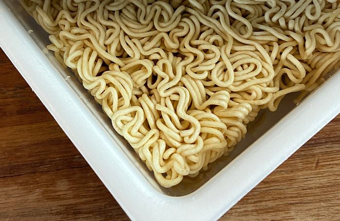 ペヤング 明太とんこつ味やきそば