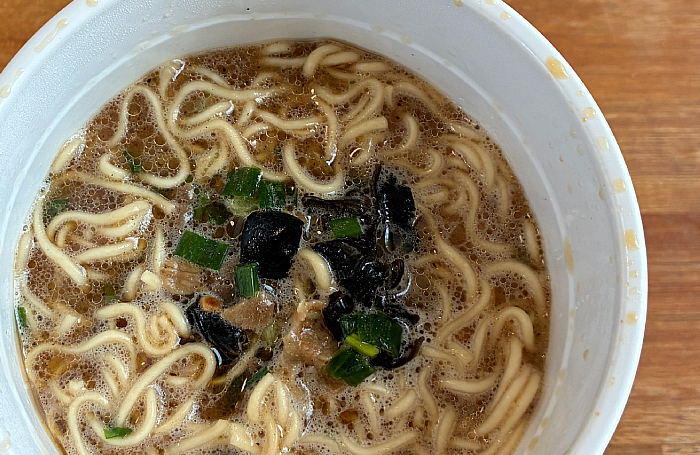 とんこつパラダイス 黒マー油豚骨
